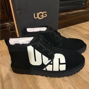 Size 12 UGG Men's Neumel CHOPD Black/White US Men
